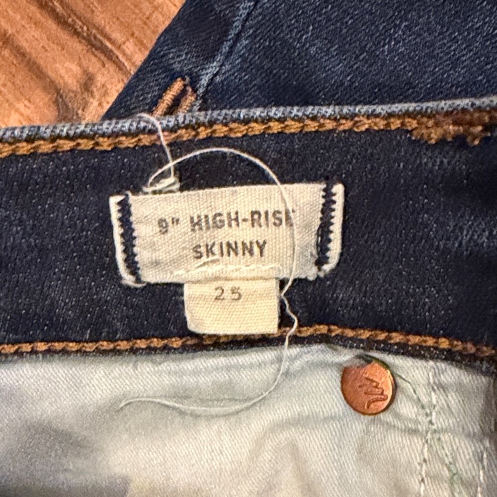 Madewell Women's Deep Indigo Skinny Jeans - Picture 3 of 4